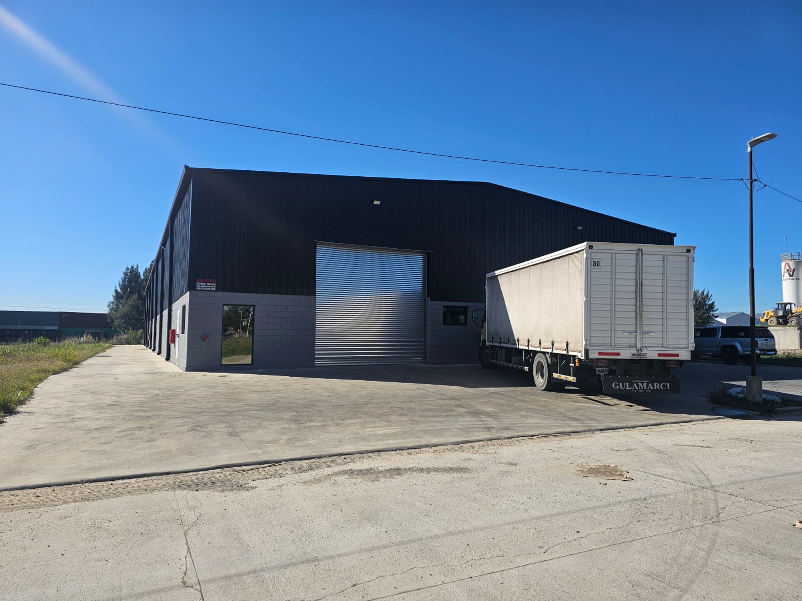 Predio logístico de Distribuciones Urbanas en Canning